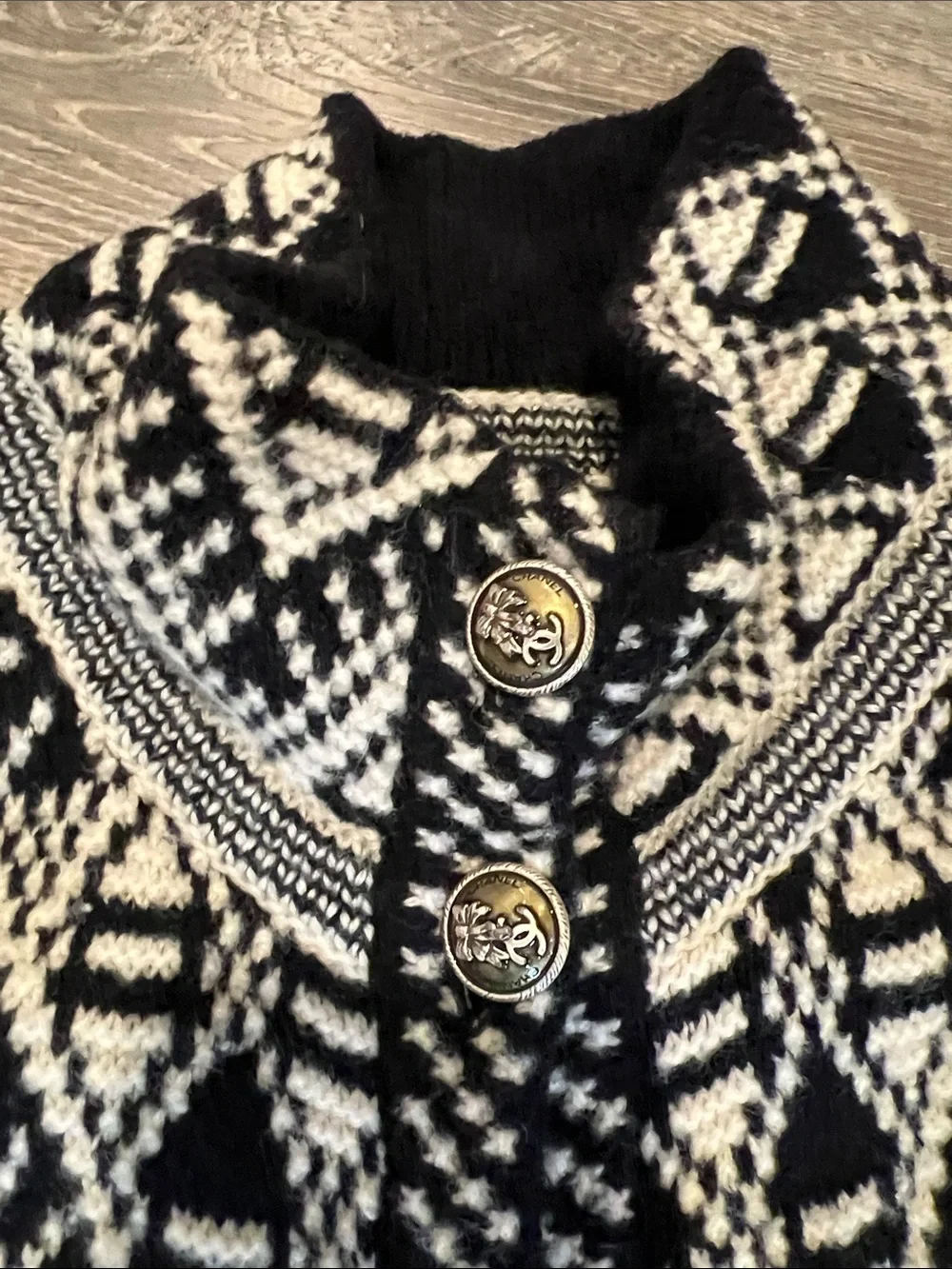 CHANEL long knit